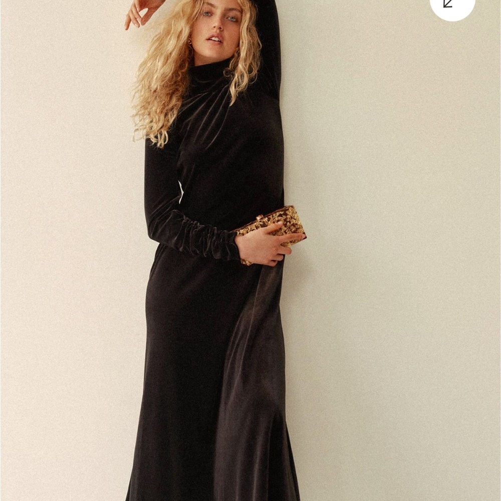 Elegant Black Velvet Tuckernuck Suzie Dress